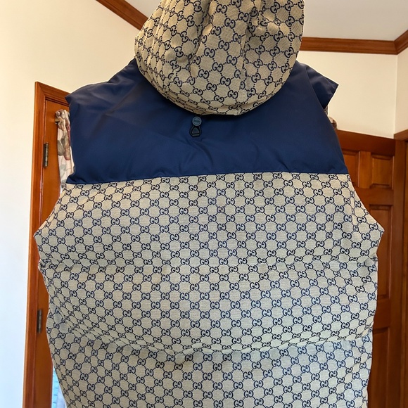 Men’s Gucci, GG supreme canvas down vest in beige and navy size 62… 4XL - Picture 3 of 14
